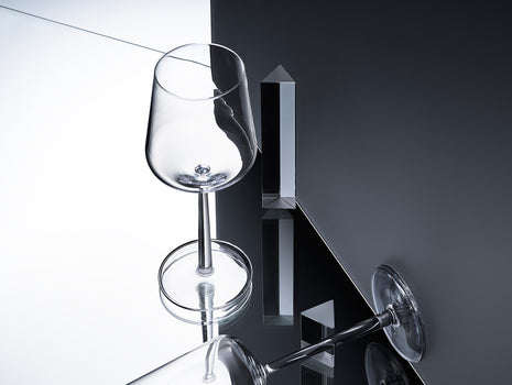 Essence Red Wine Glasses - Set of 2 by Iittala