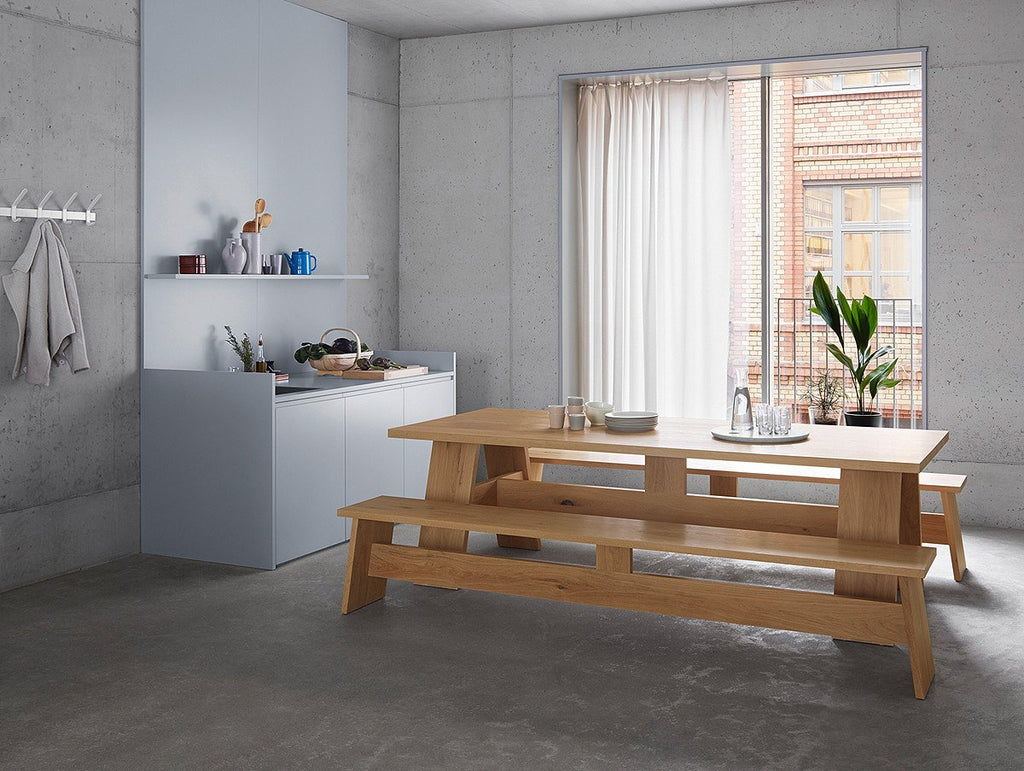 Fayland Table